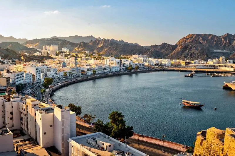 Jak długo trwa lot na Oman? Oto, co musisz wiedzieć!