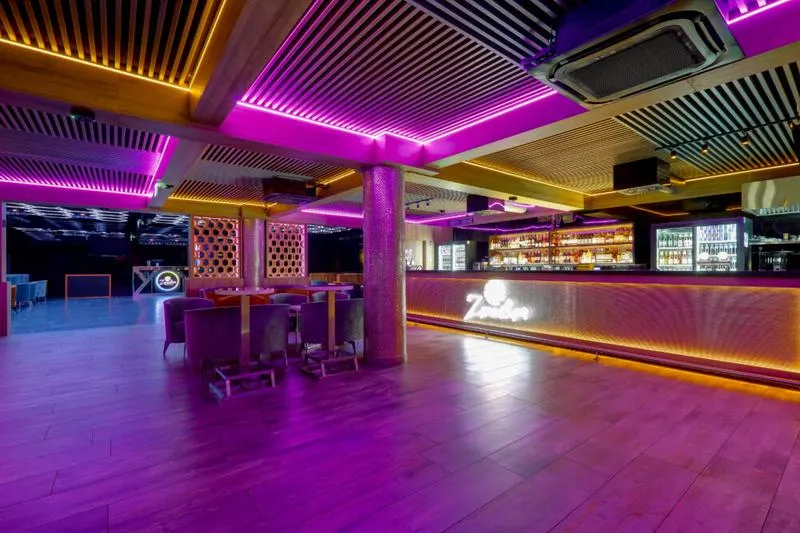 Jak długo trwa lot z Warszawy do Zanzibaru? Oto wszystkie informacje, które musisz znać