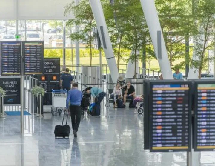 Jak długo trwa lot z Wrocławia do Alanyi? Oto, co warto wiedzieć!