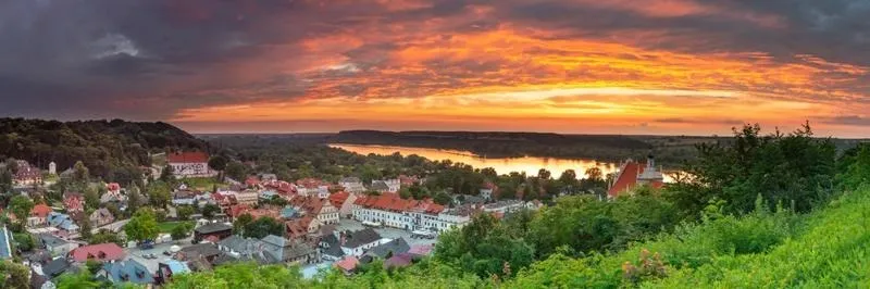 Jak najlepiej dojechać na Kazimierz w Krakowie? Praktyczny przewodnik