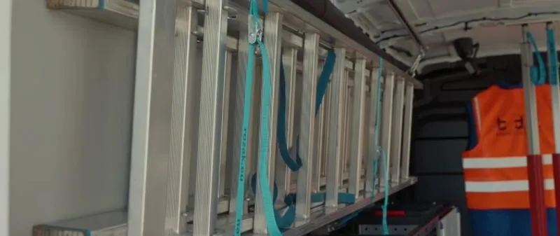 Bezpieczne techniki transportu drabiny