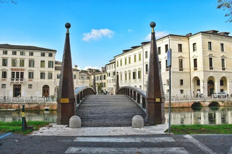 Dojazd z lotniska Treviso do Mestre