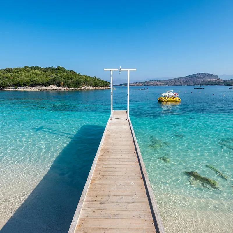 Lot bezpośredni Poznań Albania