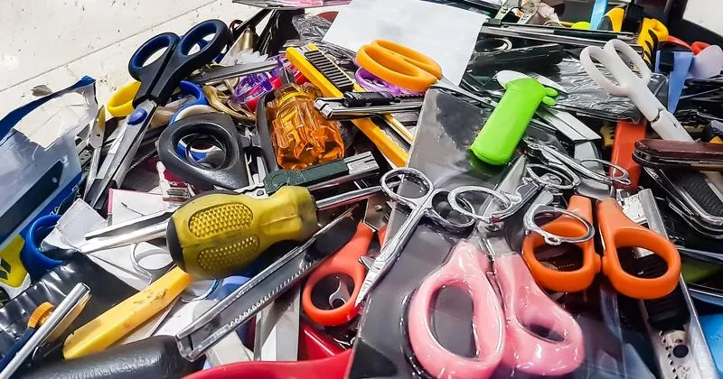 Niezbędne przedmioty w bagażu podręcznym