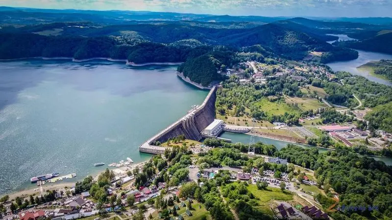Rejsy statkiem Jezioro Solińskie
