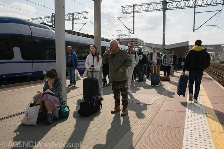 Zarobki kontrolerów biletów